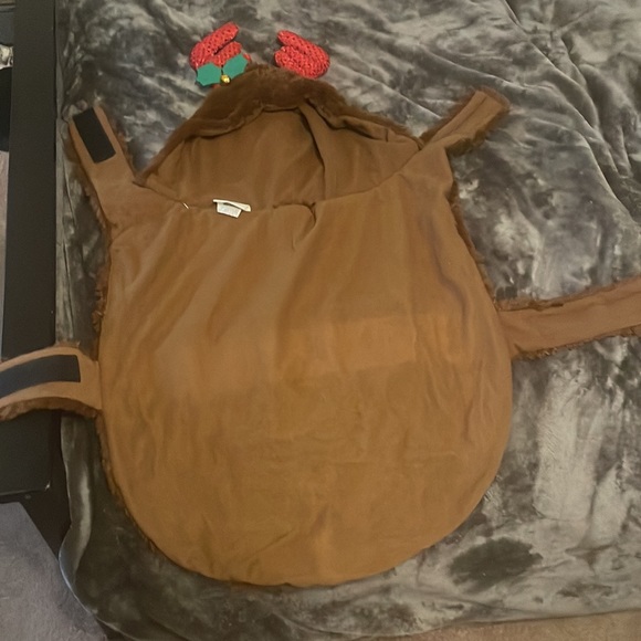 BNWT large dog reindeer costume bought at PetSmart.  Super soft, w/ jingle bell. - Picture 15 of 16